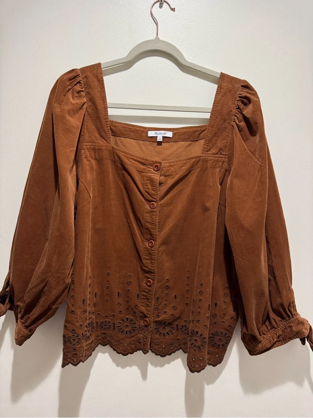 Rust Brown Square-Neck Eyelet Hem Women’s Top Brown Terracota